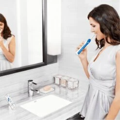 Oral B Oral-B PRO 80284515 Brosse à Dents électrique Adulte Brosse à Dents Rotative Oscillante Bleu -Dentaires Appareils Magasin 1200x1200 160