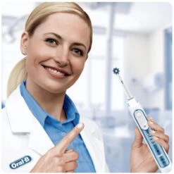 Oral B Oral-B Smart 6 6200W 3DWhite Adulte Brosse à Dents Rotative Oscillante Blanc, Bleu -Dentaires Appareils Magasin 1200x1200 213