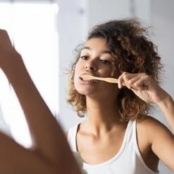 Brosses à Dents En Bambou Relaxdays - Lot De 24 - Brosse à Dents Manuelle - Durable - Blanc Naturel -Dentaires Appareils Magasin 1200x1200 318