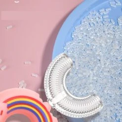 360 Degrés - Brosse à Dents Pour Bébé En Forme De U - Design Beignet Rose - Brosse à Dents 2 En 1 - Silicone Souple - Brosse à Dents Pour Enfants - Garçon/Fille -Dentaires Appareils Magasin 1200x1200 391