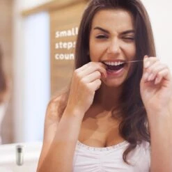 Fil Dentaire Vegan | Fil Dentaire Écologique | Ruban Dentaire | Cire De Candelilla | Zéro Déchet | Distributeur En Inox | Porte Fil Dentaire Rechargeable | Menthe | 50 M | Bambaw -Dentaires Appareils Magasin 1200x1200 628