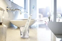 Philips Sonicare 9000 Diamond Clean Wit (HX9911/27) + Power Flosser 3000 Oral Irrigator Wit (HX3806/31) - Brosse à Dents électrique Et Soie Dentaire -Dentaires Appareils Magasin 1200x800 8