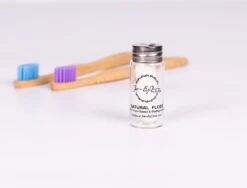 BY OLIVE Soie Fil De Soie Naturelle Biodégradable Eco Floss Dans Un Emballage Sans Plastique Rechargeable -Dentaires Appareils Magasin 1200x914