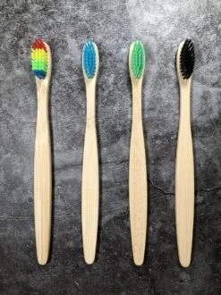 Ensemble De Brosses à Dents En Bamboe 4 Pièces - Biodégradables - Mélange De Couleurs 1